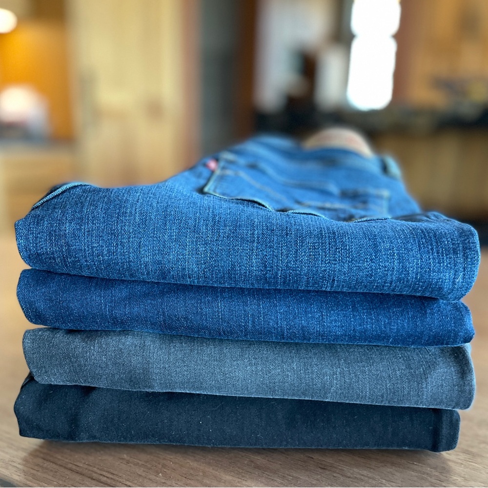 4 Pairs Levi’s 311 - Shaping Skinny size 27